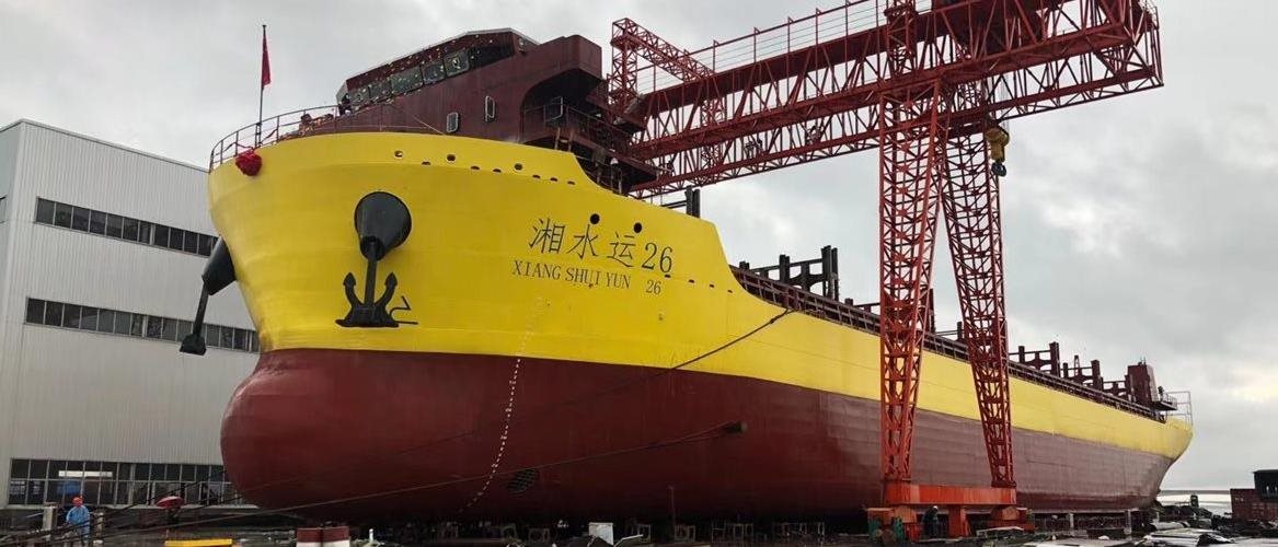 LNG fueling systems